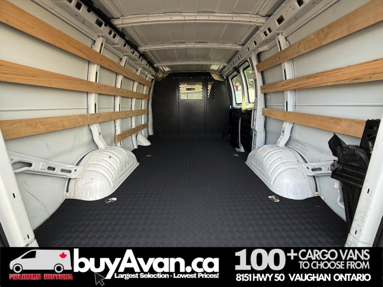 2024 GMC Savana Cargo Van 2500 + Divider Photo
