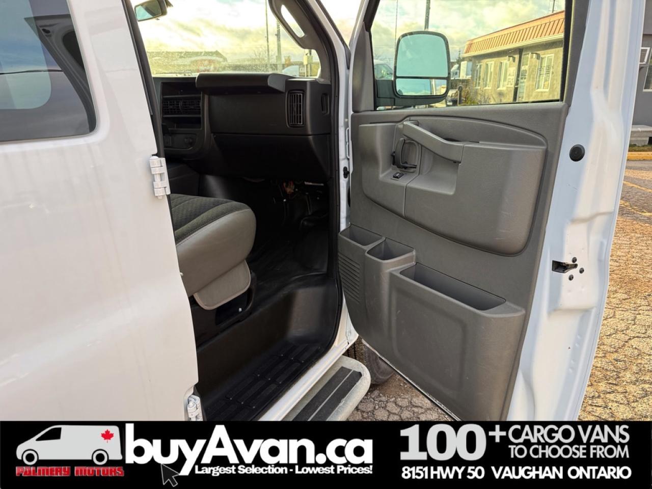 2024 GMC Savana Cargo Van 2500 + Divider Photo