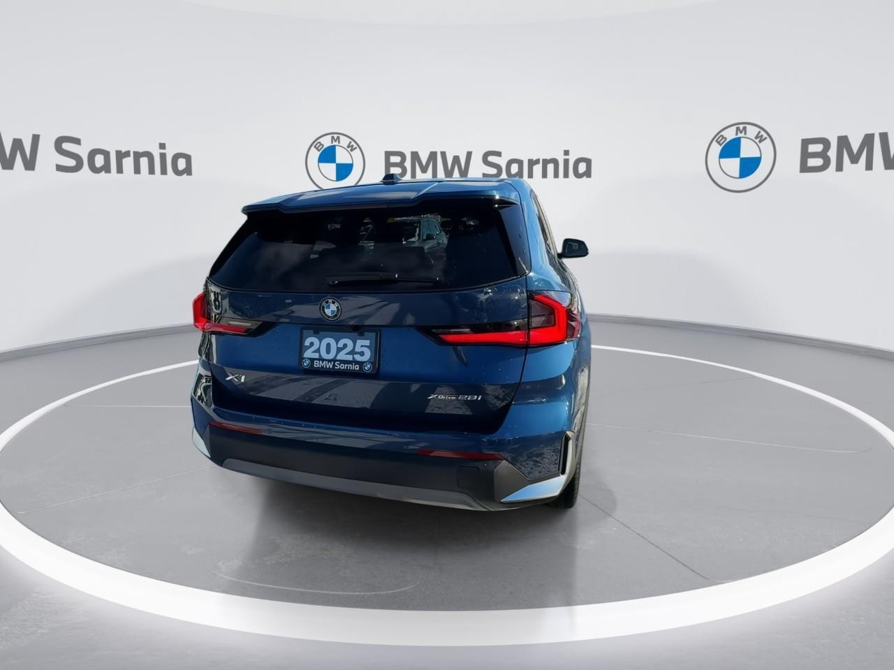 2025 BMW X1 xDrive28i Photo