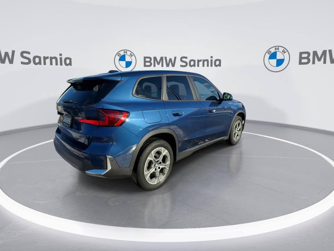 2025 BMW X1 xDrive28i Photo