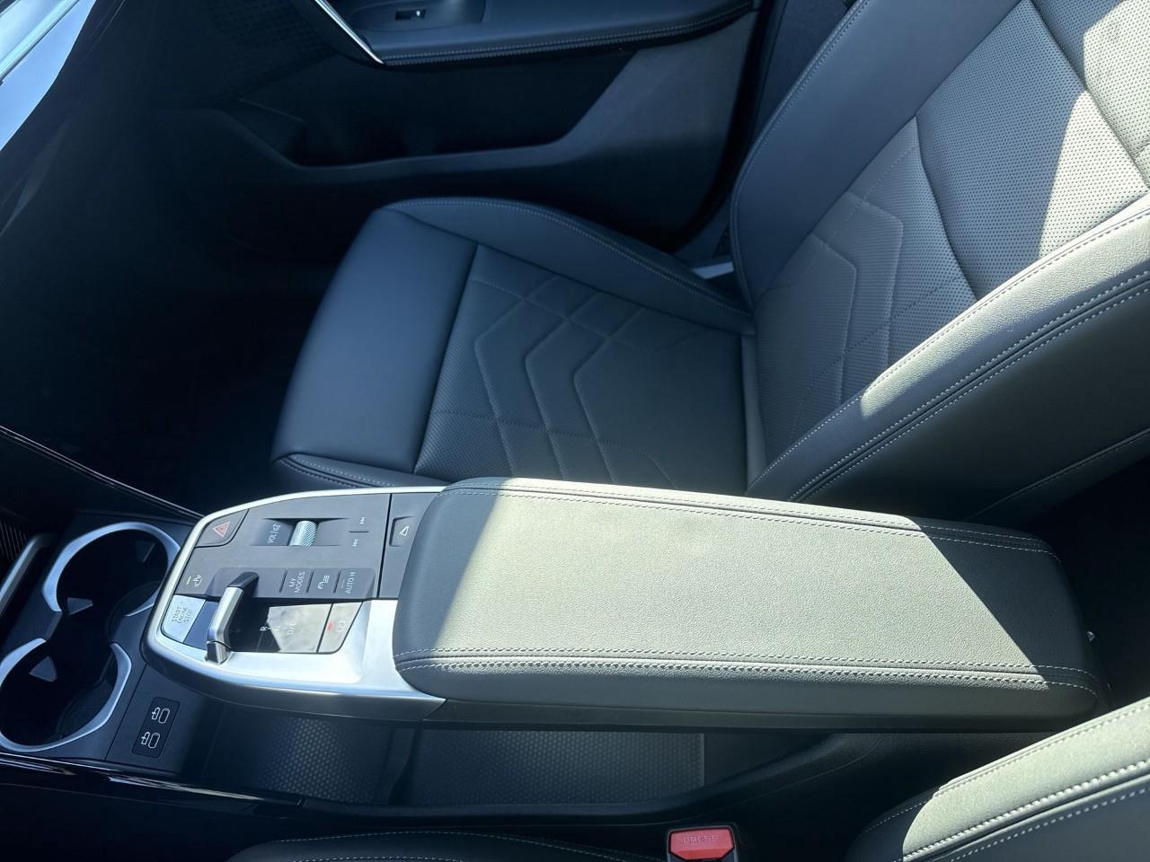 2025 BMW X1 xDrive28i Photo