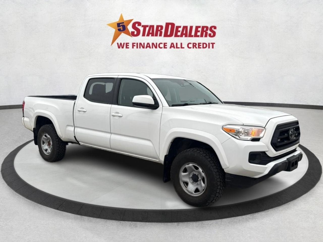 WE FINANCE ALL CREDIT! HEATED SEATS REAR CAM MINT! 700+ VEHICLES IN STOCK Instant Financing Approvals CALL OR TEXT 519+702+8888! OVER 700 CARS IN STOCK !Our Team will secure the Best Interest Rate from over 30 Auto Financing Lenders that can get you APPROVED! We also have access to in-house financing and leasing to help restore your credit. Financing available for all credit types! Whether you have Great Credit, No Credit, Slow Credit, Bad Credit, Been Bankrupt, On Disability, Or on a Pension,  for your car loan Guaranteed! For Your No Hassle, Same Day Auto Financing Approvals CALL OR TEXT 519+702+8888. $0 down options available with low monthly payments! At times a down payment may be required for financing. Apply with Confidence at https://www.5stardealer.ca/finance-application/ Looking to just sell your vehicle? WE BUY EVERYTHING EVEN IF YOU DONT BUY OURS: https://www.5stardealer.ca/instant-cash-offer/ The price of the vehicle includes a $480 administration charge. HST and Licensing costs are extra. *Standard Equipment is the default equipment supplied for the Make and Model of this vehicle but may not represent the final vehicle with additional/altered or fewer equipment options.