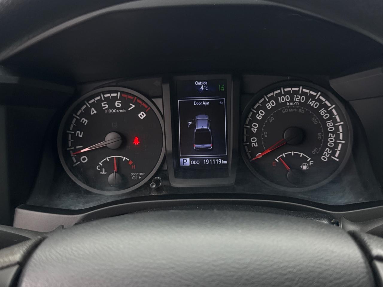 2020 Toyota Tacoma HEATED SEATS REAR CAM MINT! WE FINANCE ALL CREDIT! Photo