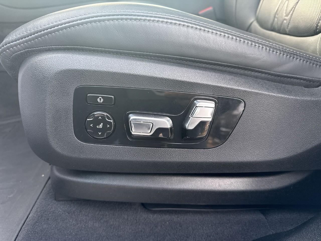 2025 BMW X5 xDrive40i Photo