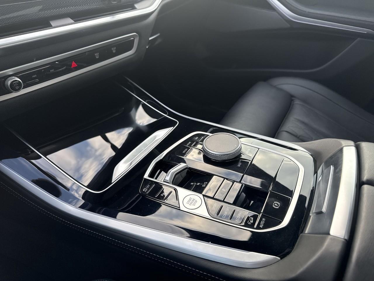 2025 BMW X5 xDrive40i Photo