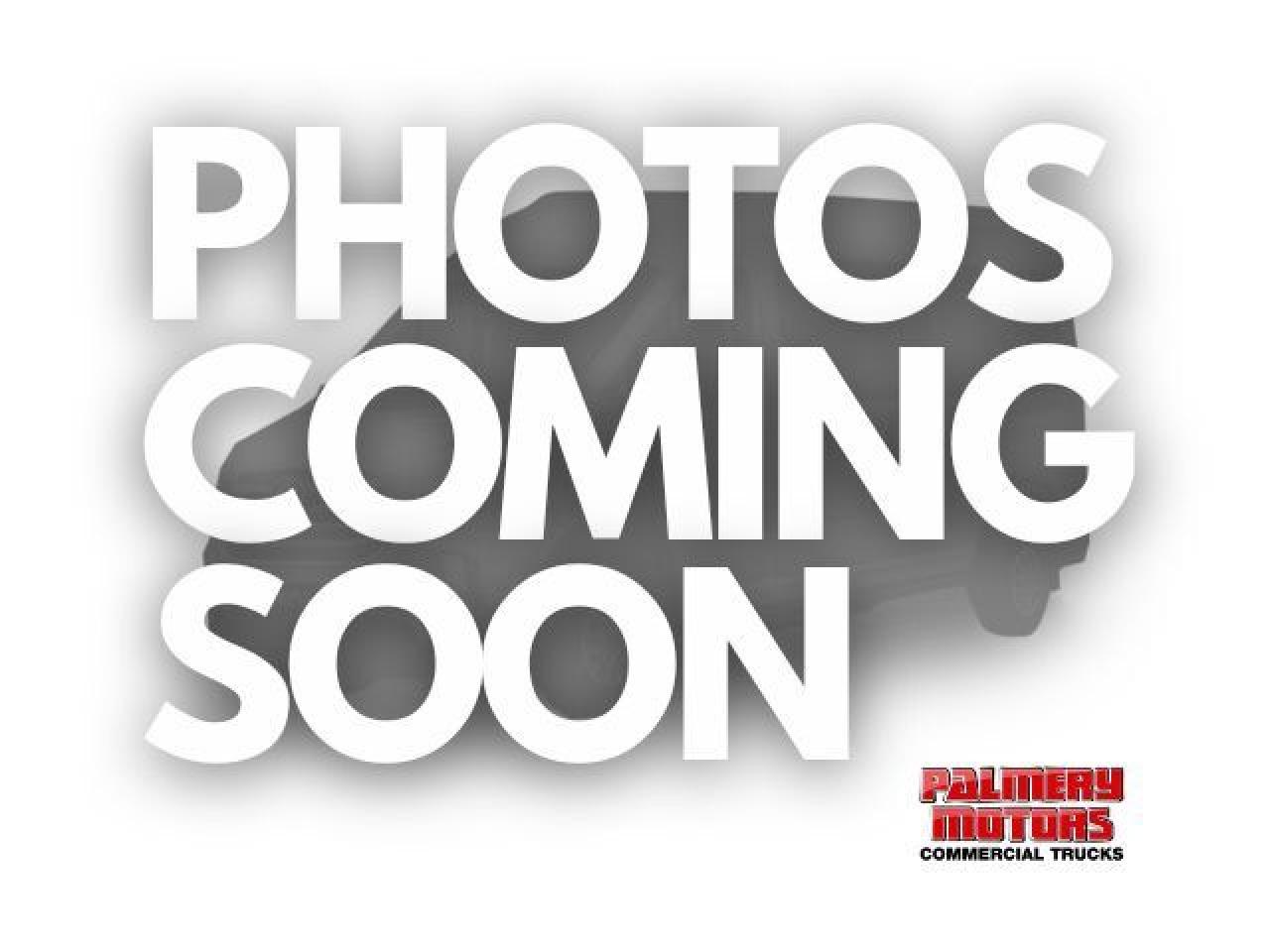 2016 Ford E-Series E-450 16FT Box Cube Van Gas Photo3