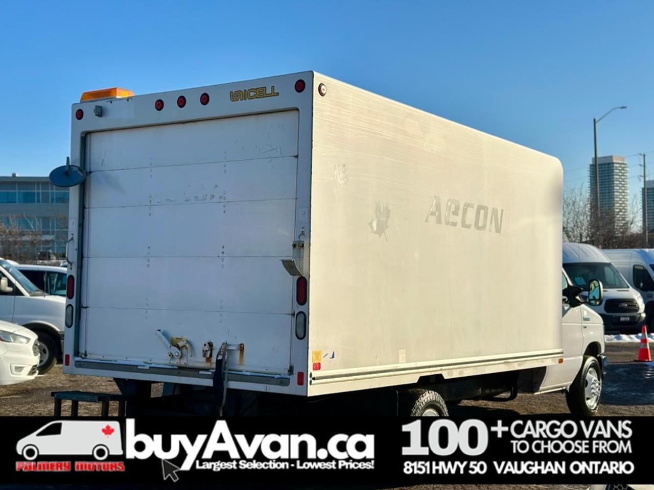 2016 Ford E-Series E-450 16FT Box Cube Van Gas Photo