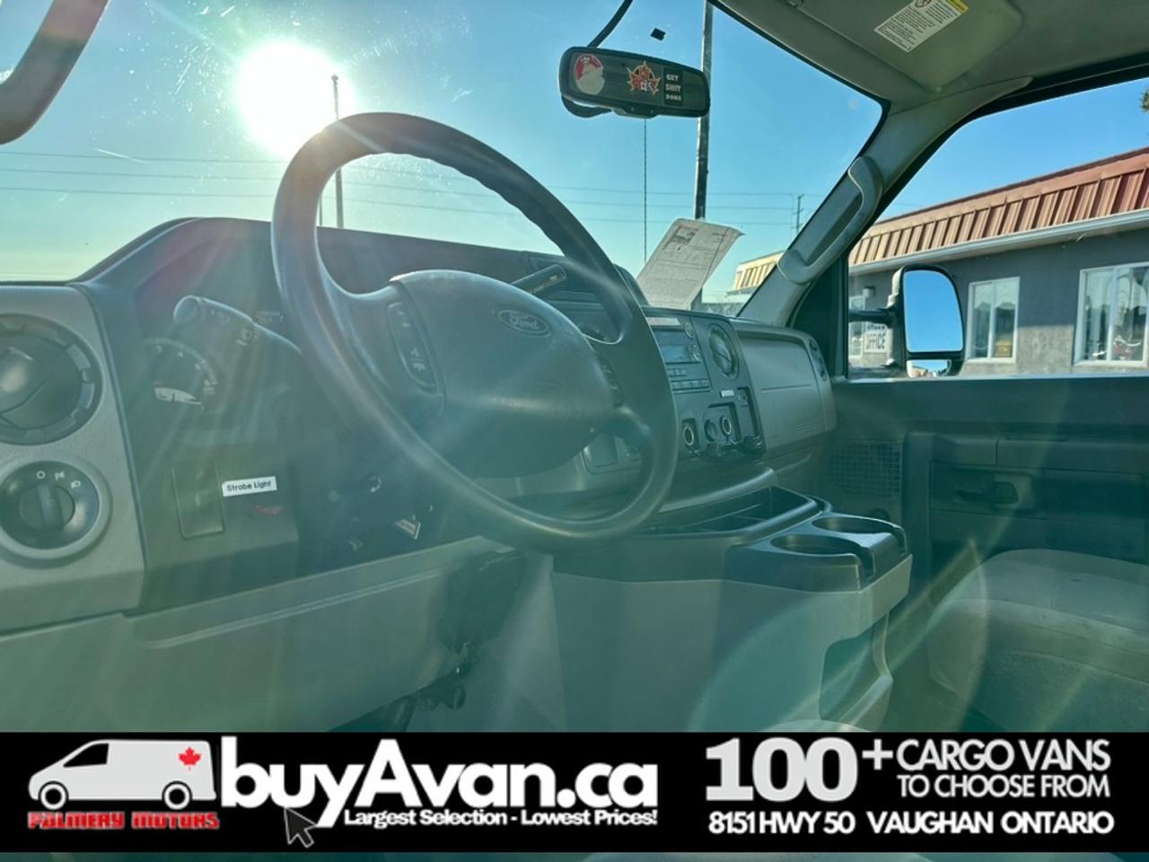 2016 Ford E-Series E-450 16FT Box Cube Van Gas Photo