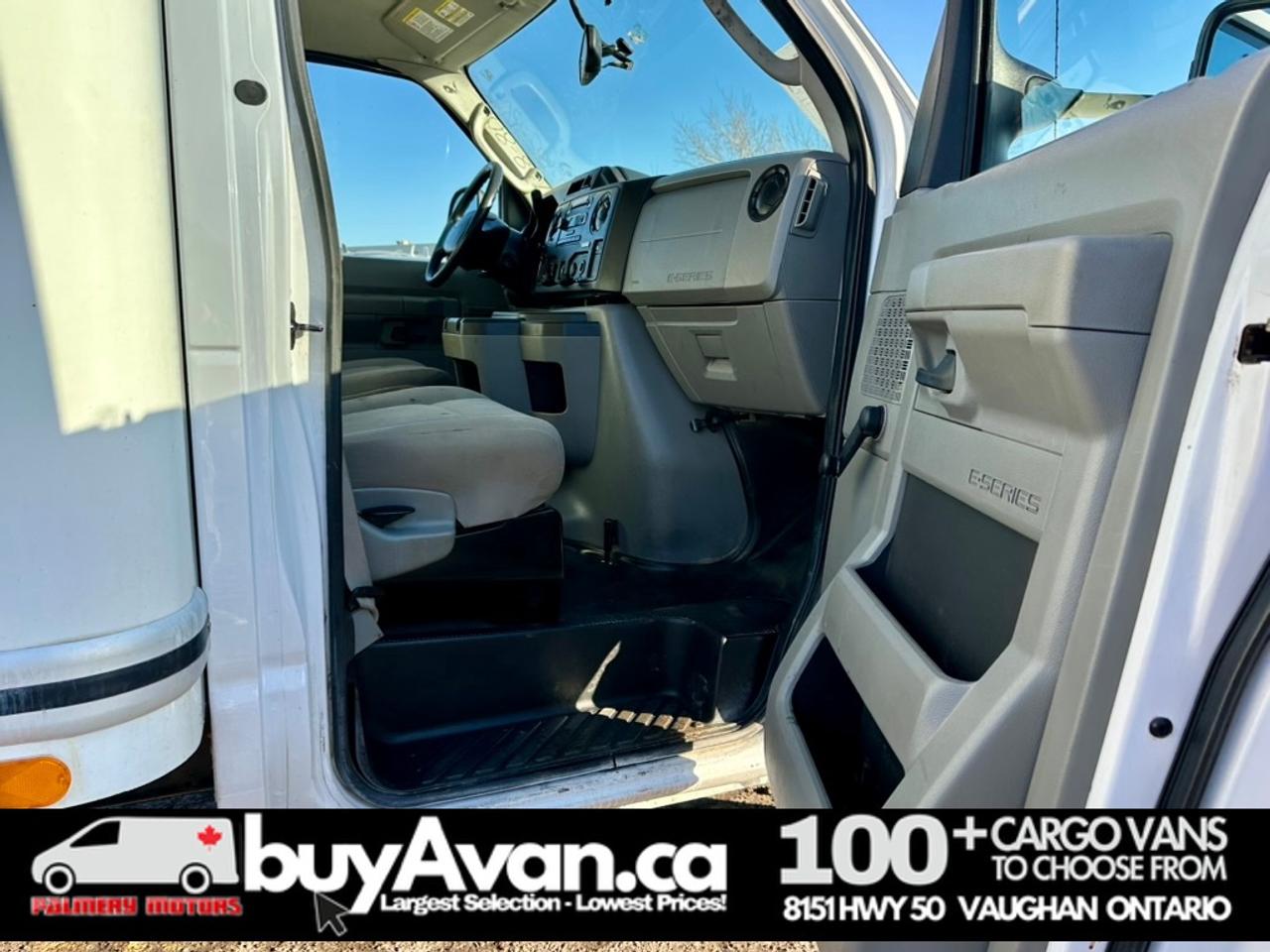 2016 Ford E-Series E-450 16FT Box Cube Van Gas Photo