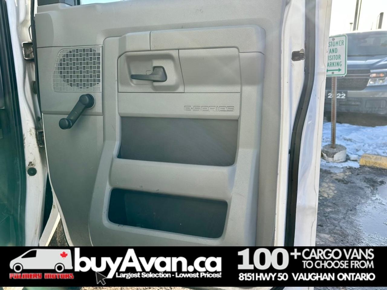 2016 Ford E-Series E-450 16FT Box Cube Van Gas Photo