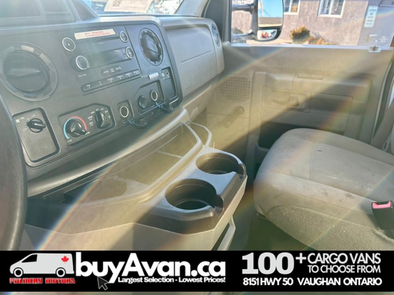 2016 Ford E-Series E-450 16FT Box Cube Van Gas Photo