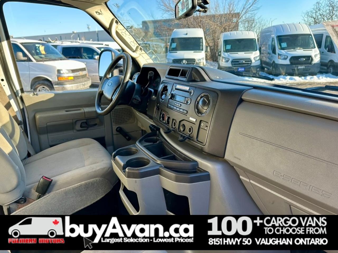 2016 Ford E-Series E-450 16FT Box Cube Van Gas Photo