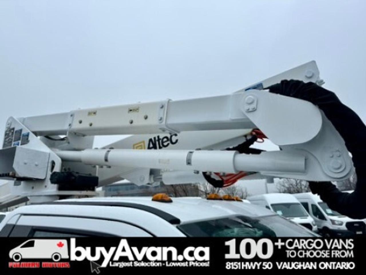 2017 Ford F-550 43FT Altec Bucket Truck Diesel Photo