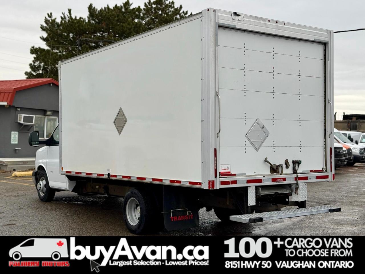 2020 GMC Savana Cargo Van 3500 16FT Box Cube Van Photo