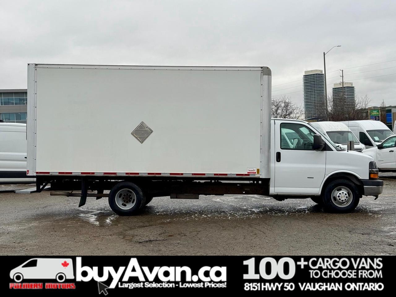 2020 GMC Savana Cargo Van 3500 16 FT Box Cube Van Photo