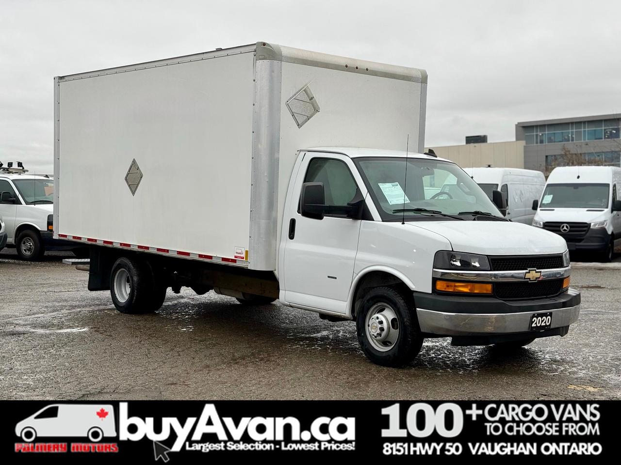 2020 GMC Savana Cargo Van 3500 16 FT Box Cube Van Photo