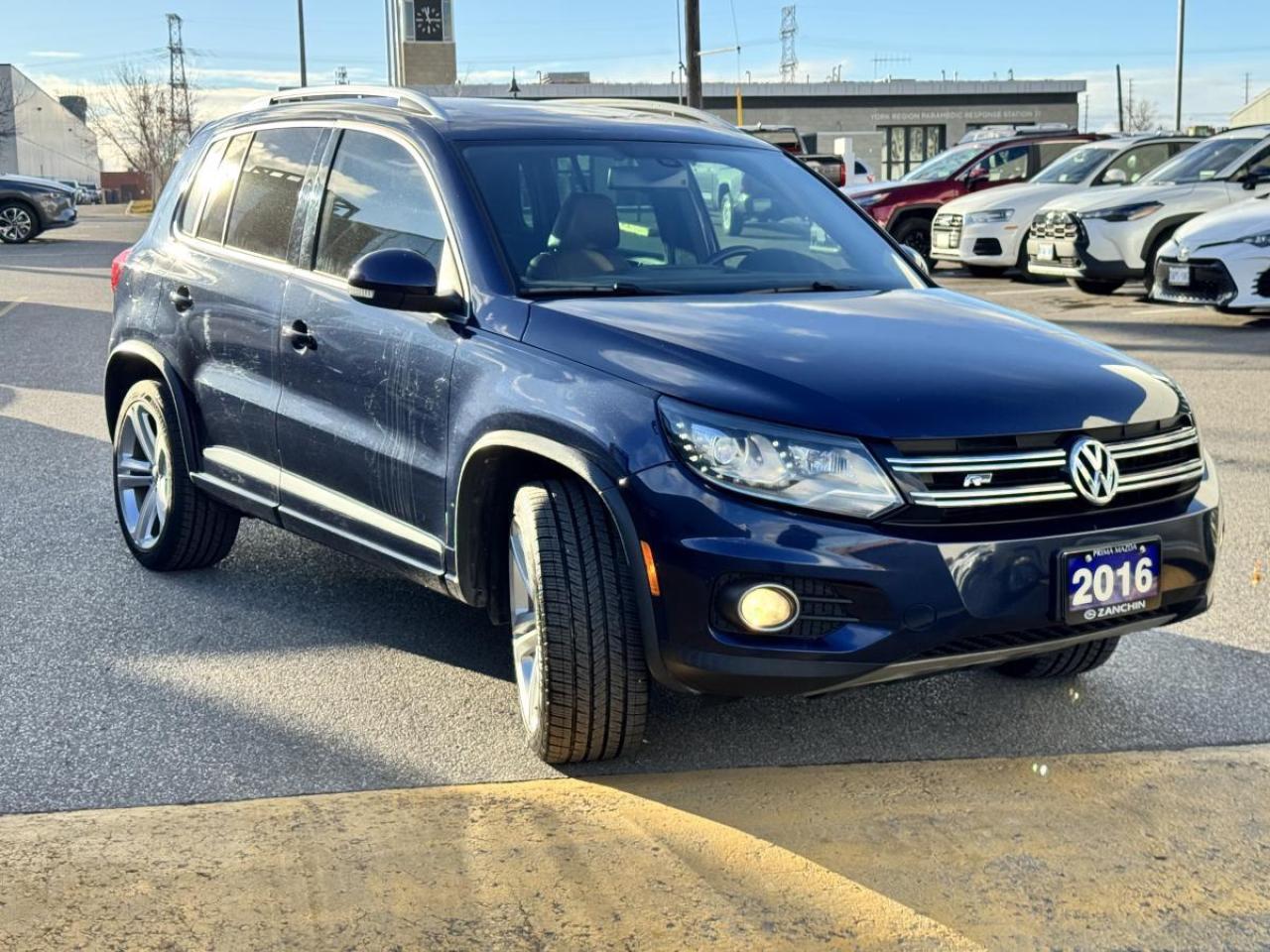 2016 Volkswagen Tiguan 4MOTION HIGHLINE/ R-LINE/ CARFAX CLEAN/ MUST SEE Photo2