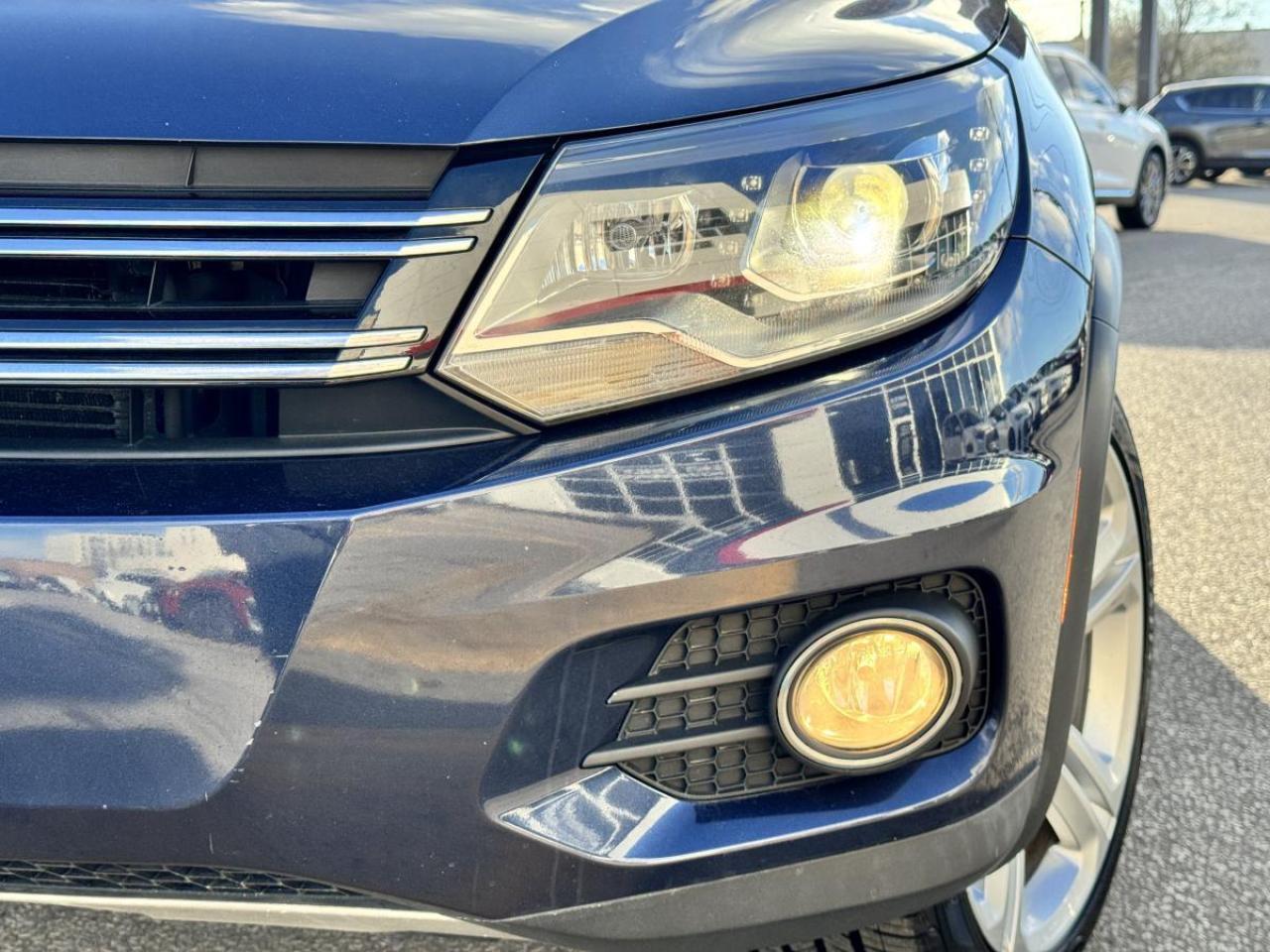 2016 Volkswagen Tiguan 4MOTION HIGHLINE/ R-LINE/ CARFAX CLEAN/ MUST SEE Photo