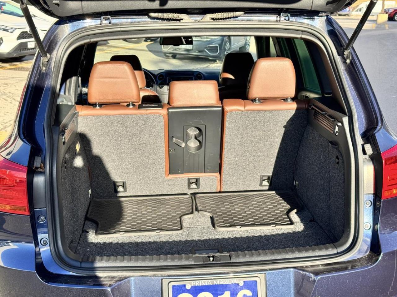 2016 Volkswagen Tiguan 4MOTION HIGHLINE/ R-LINE/ CARFAX CLEAN/ MUST SEE Photo