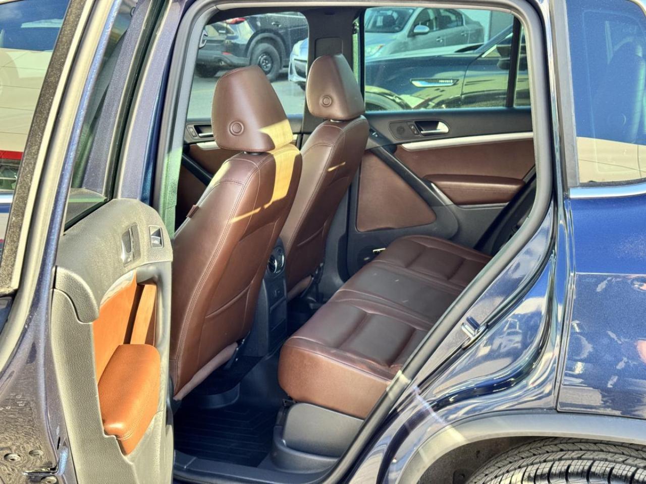 2016 Volkswagen Tiguan 4MOTION HIGHLINE/ R-LINE/ CARFAX CLEAN/ MUST SEE Photo