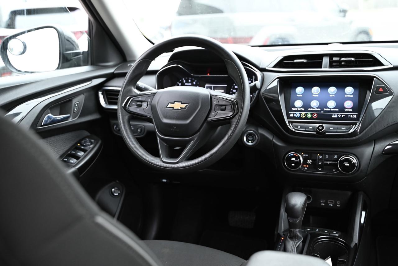 2023 Chevrolet TrailBlazer LT PKG/ PANO SUNROOF/ALLOY WHEELS Photo