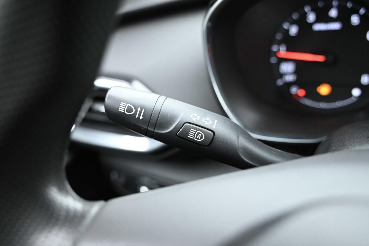 2023 Chevrolet TrailBlazer LT PKG/ PANO SUNROOF/ALLOY WHEELS Photo