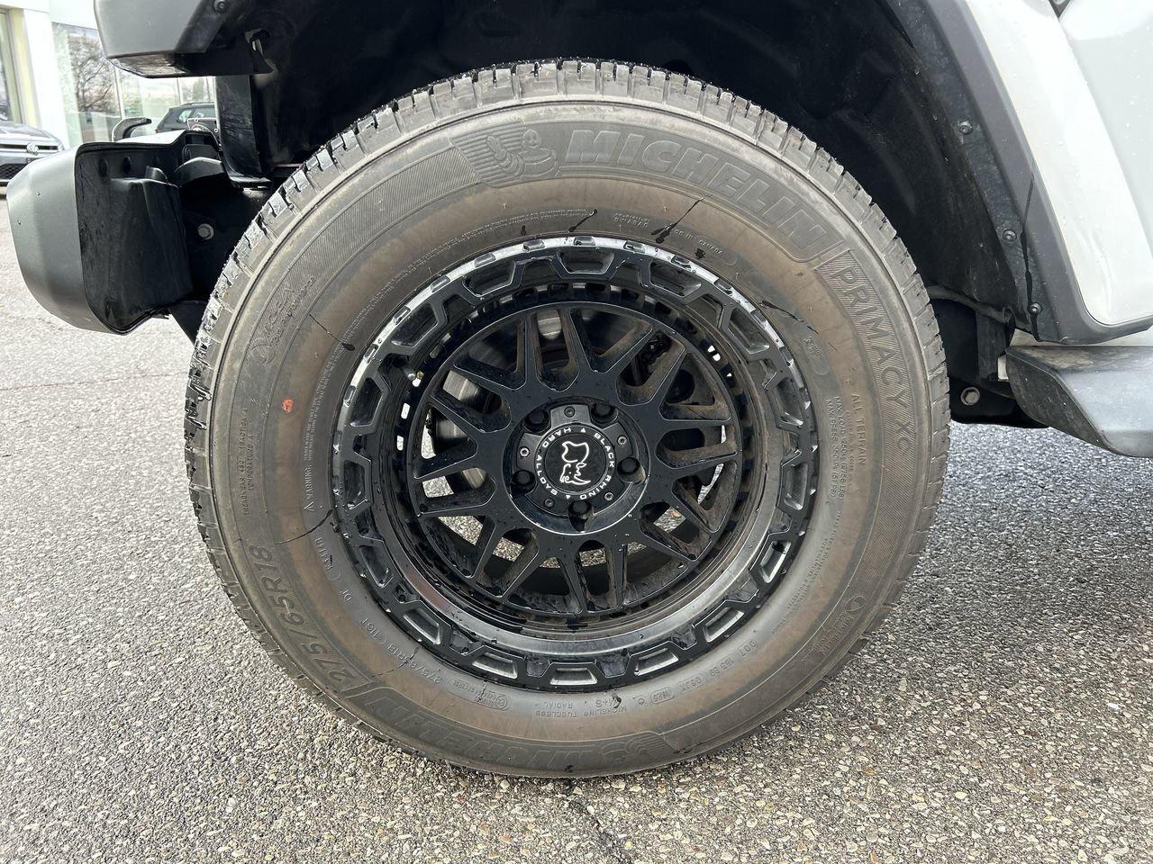 2019 Jeep Wrangler Jl Unlimited Sahara Leather Seats  Navigation  Tow Photo