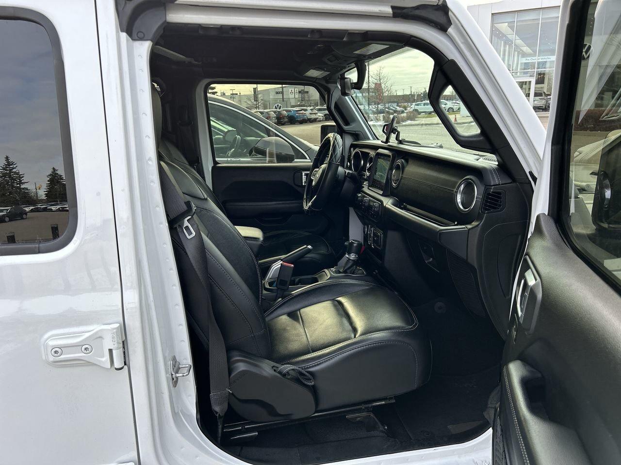 2019 Jeep Wrangler Jl Unlimited Sahara Leather Seats  Navigation  Tow Photo