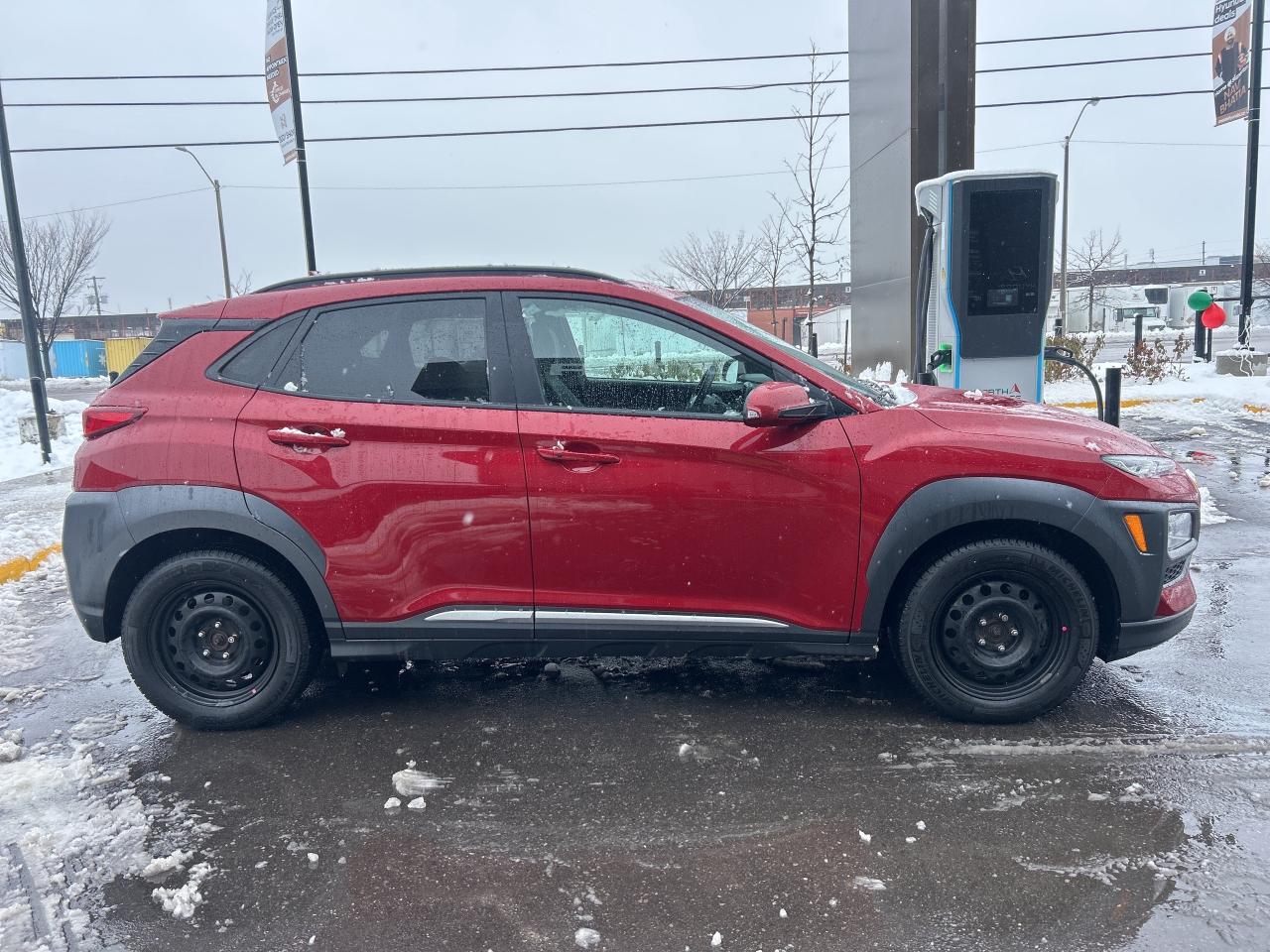 2019 Hyundai KONA 1.6T Ultimate AWD w-Red Colour Pack   CLEAN CARFAX Photo