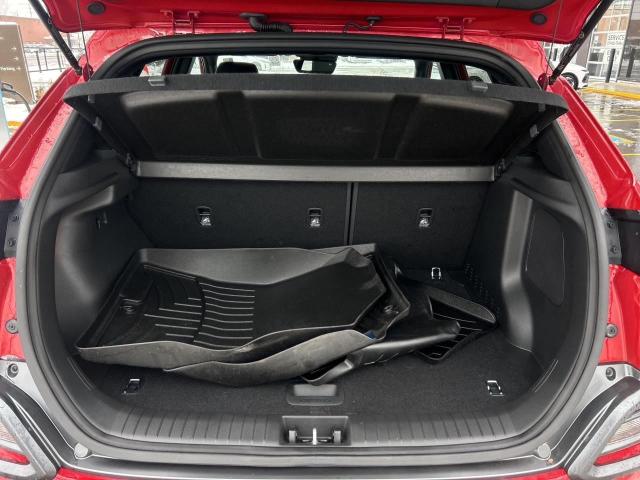 2019 Hyundai KONA 1.6T Ultimate AWD w-Red Colour Pack   CLEAN CARFAX Photo