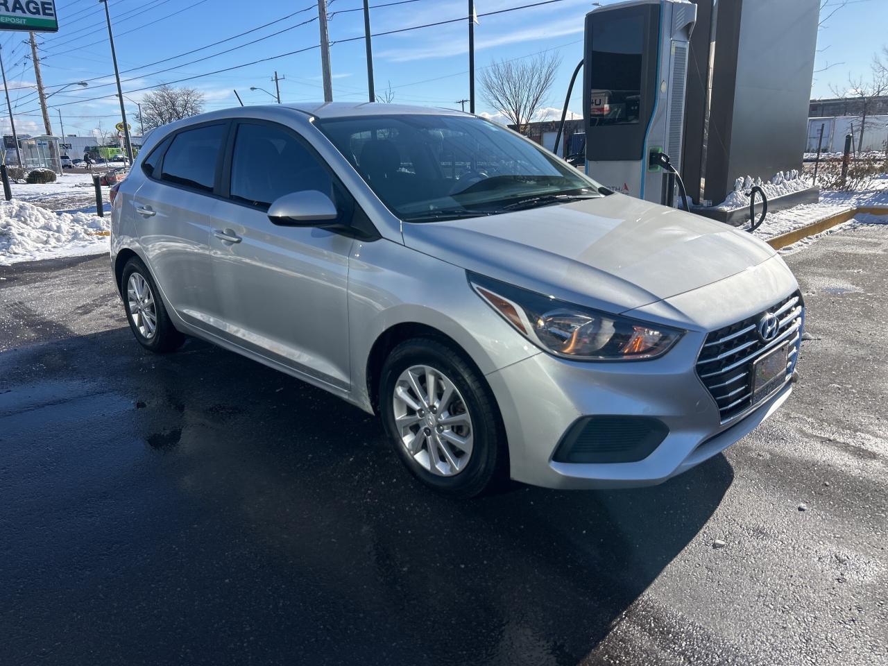 2020 Hyundai Accent 5 Door Preferred IVT   ONE OWNER Photo