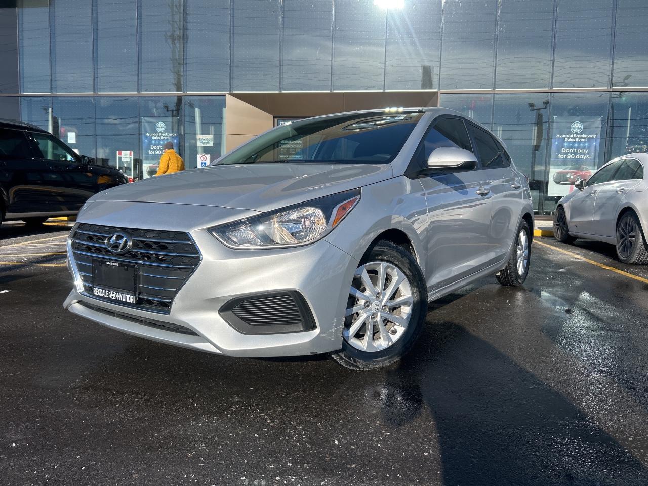 2020 Hyundai Accent 5 Door Preferred IVT   ONE OWNER Photo