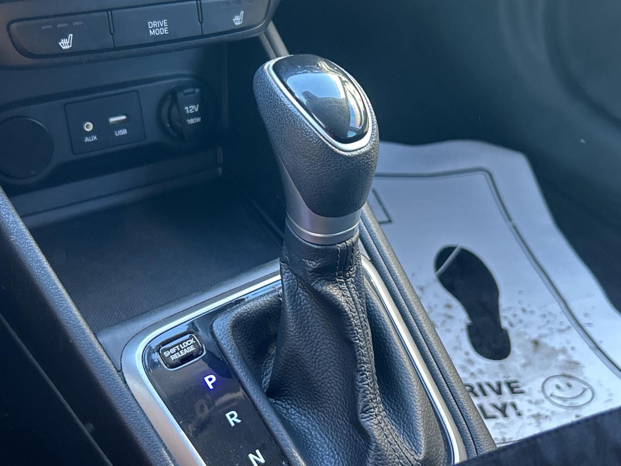 2020 Hyundai Accent 5 Door Preferred IVT   ONE OWNER Photo