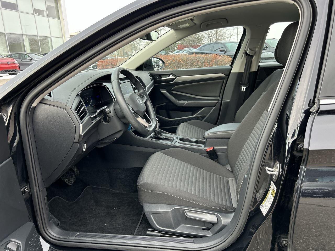 2023 Volkswagen Jetta Trendline 1.5T Alloy Wheels  Android/Apple CarPlay Photo