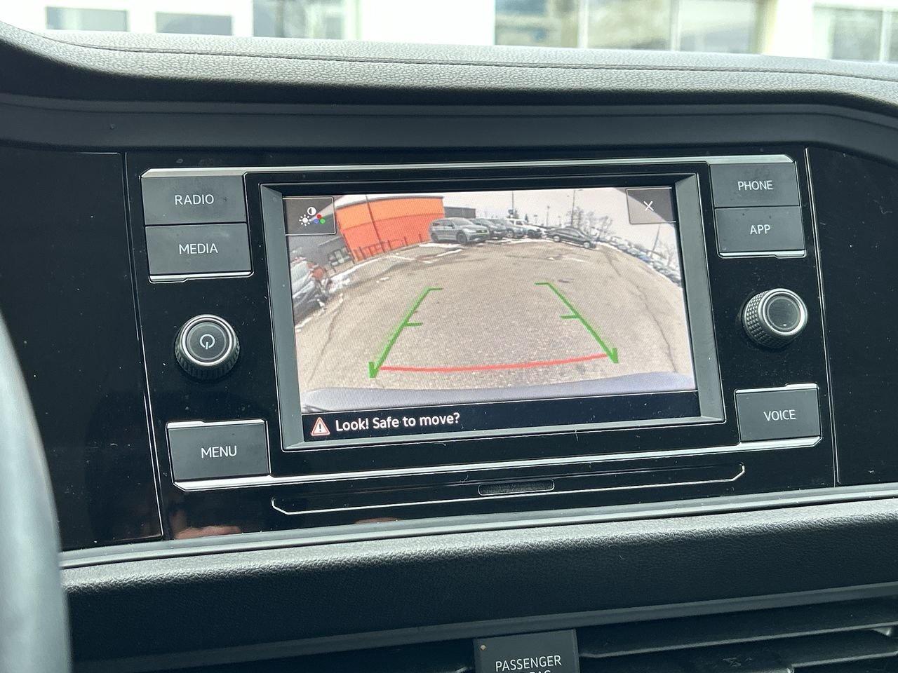 2023 Volkswagen Jetta Trendline 1.5T Alloy Wheels  Android/Apple CarPlay Photo