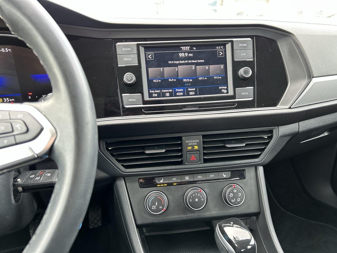 2023 Volkswagen Jetta Trendline 1.5T Alloy Wheels  Android/Apple CarPlay Photo