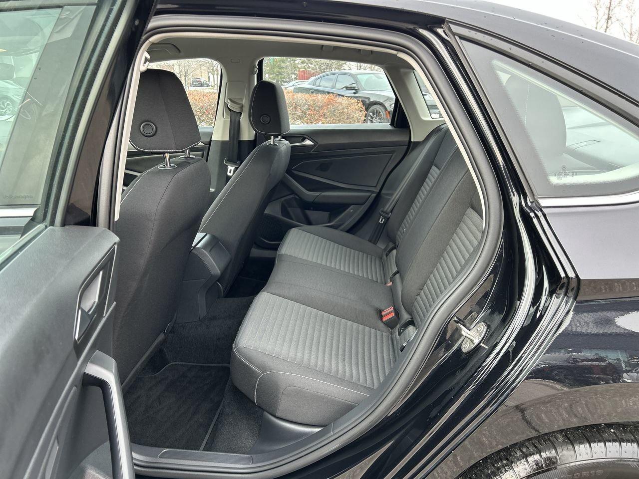 2023 Volkswagen Jetta Trendline 1.5T Alloy Wheels  Android/Apple CarPlay Photo