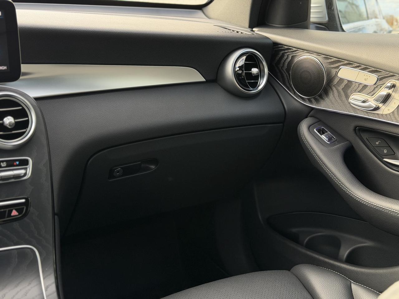 2022 Mercedes-Benz GLC GLC 300 4MATIC SUV Photo