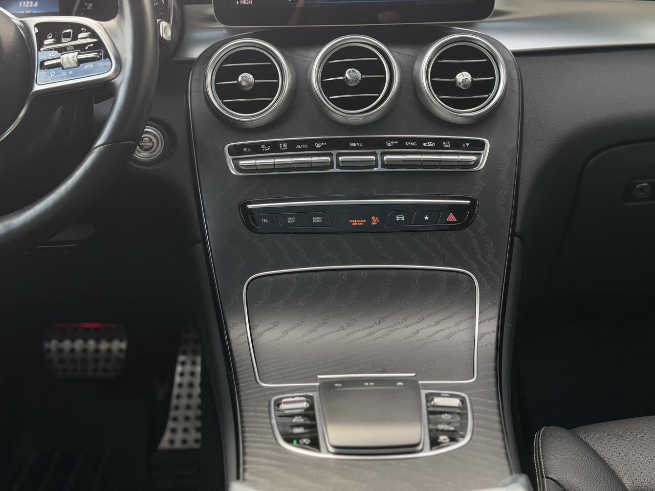 2022 Mercedes-Benz GLC GLC 300 4MATIC SUV Photo