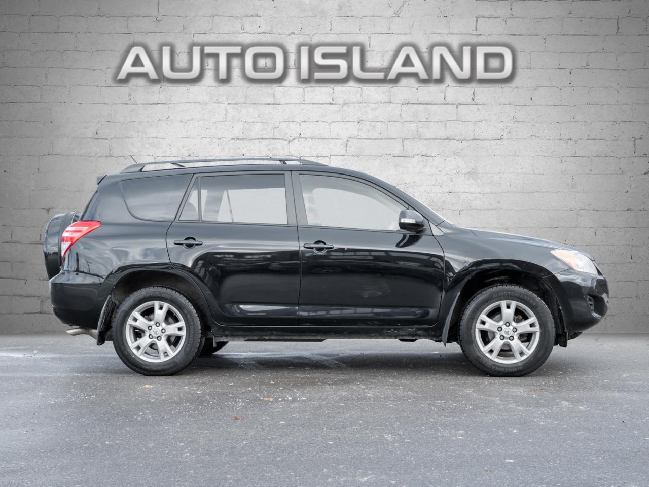 2011 Toyota RAV4 4WD I4, SUNROOF Photo