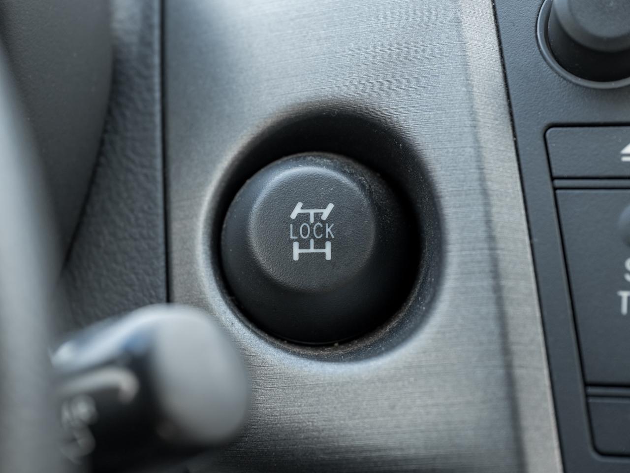 2011 Toyota RAV4 4WD I4 TOURING -Sunroof-Power Group-17in Alloys-AW Photo