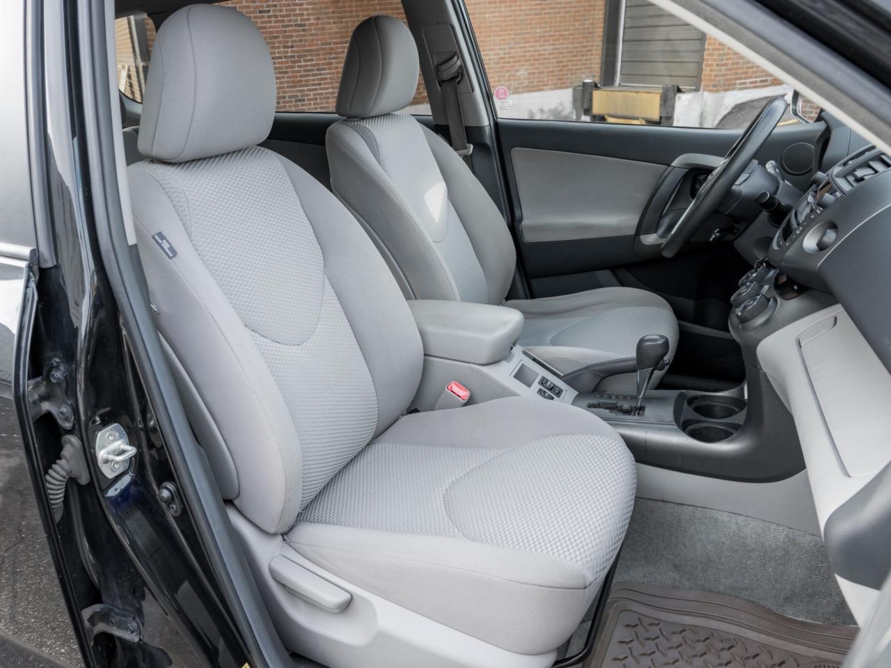 2011 Toyota RAV4 4WD I4 TOURING -Sunroof-Power Group-17in Alloys-AW Photo