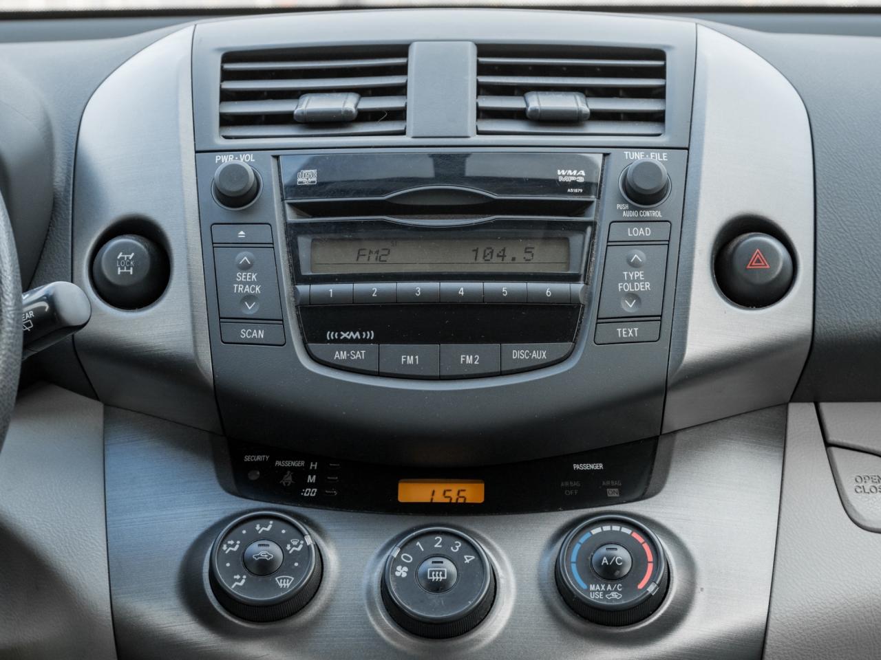 2011 Toyota RAV4 4WD I4, SUNROOF Photo
