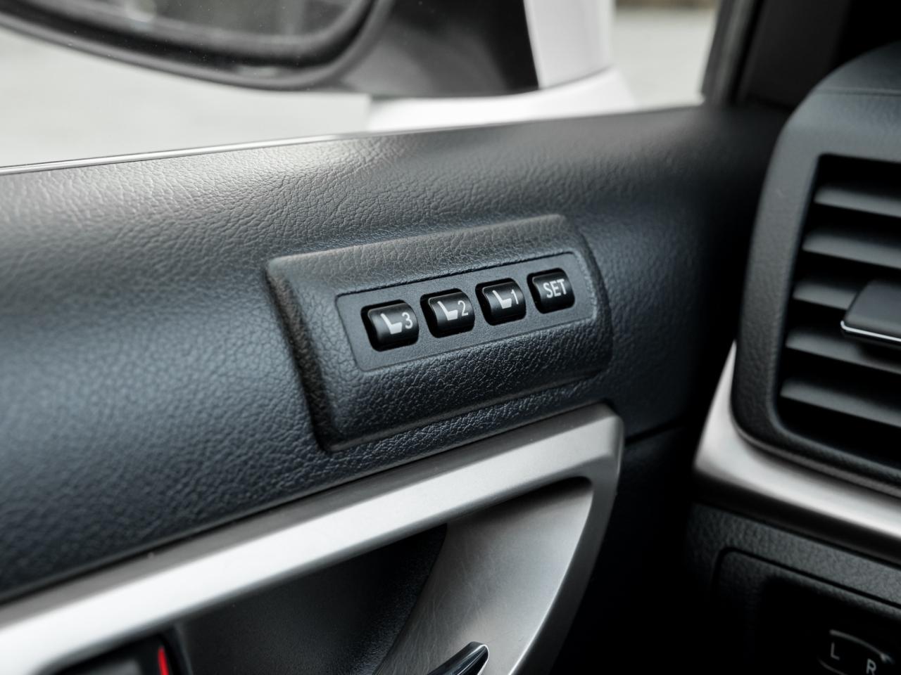 2014 Lexus CT 200h Tech PKG-Service Records-Navigation-Sunroof-CLEAN Photo