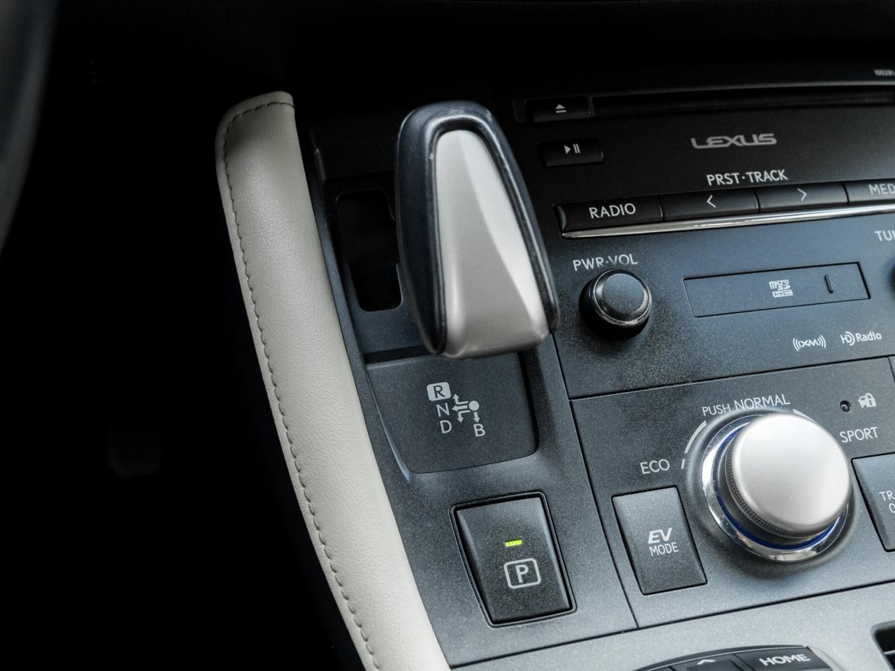 2014 Lexus CT 200h Tech PKG-Service Records-Navigation-Sunroof-CLEAN Photo