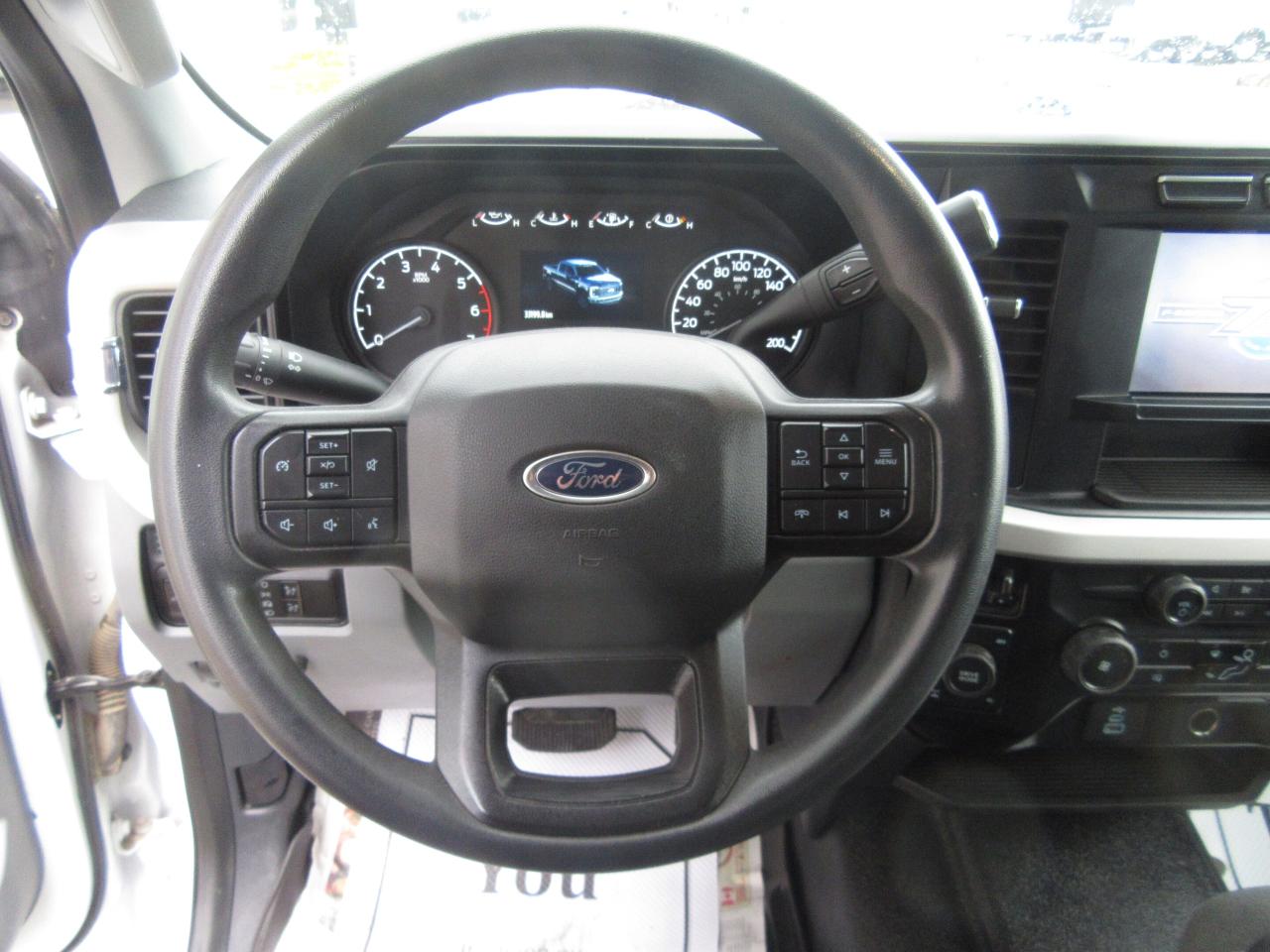 2023 Ford F-350 CREW CAB 4X4 XLT NEW SERVICE UTILITY BODY Photo