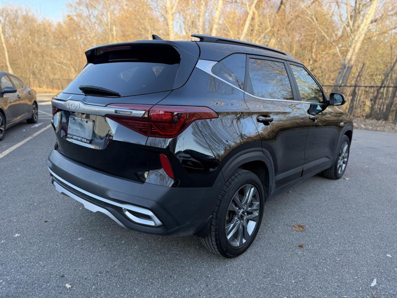 2023 Kia Seltos EX AWD Photo