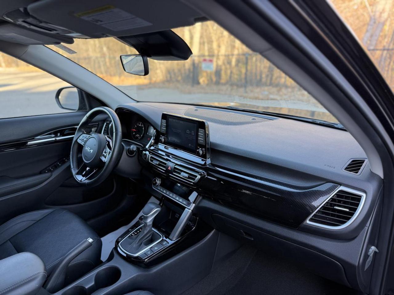 2023 Kia Seltos EX AWD Photo