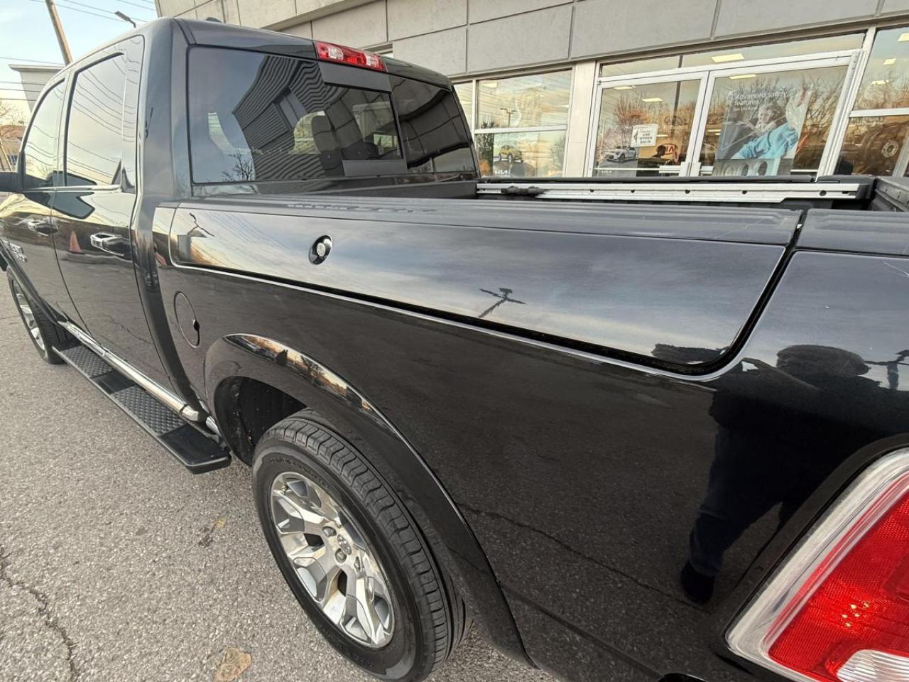 2017 RAM 1500 4WD Crew Cab 5.7 Ft Box Limited Photo