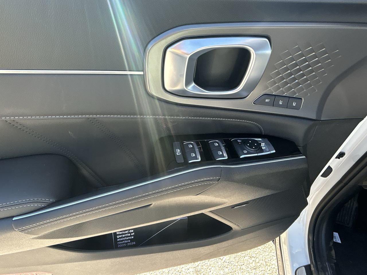 2026 Kia Sorento Plug-In Hybrid SX AWD Blindview Monitor   Digital Cluster Photo